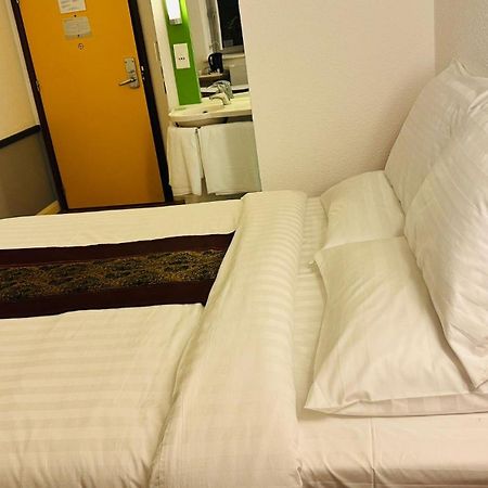 Cambridge Hotel Bradford Central Esterno foto
